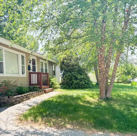 37 Damon Avenue Nashua NH 03064