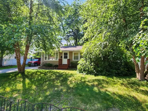 37 Damon Avenue Nashua NH 03064