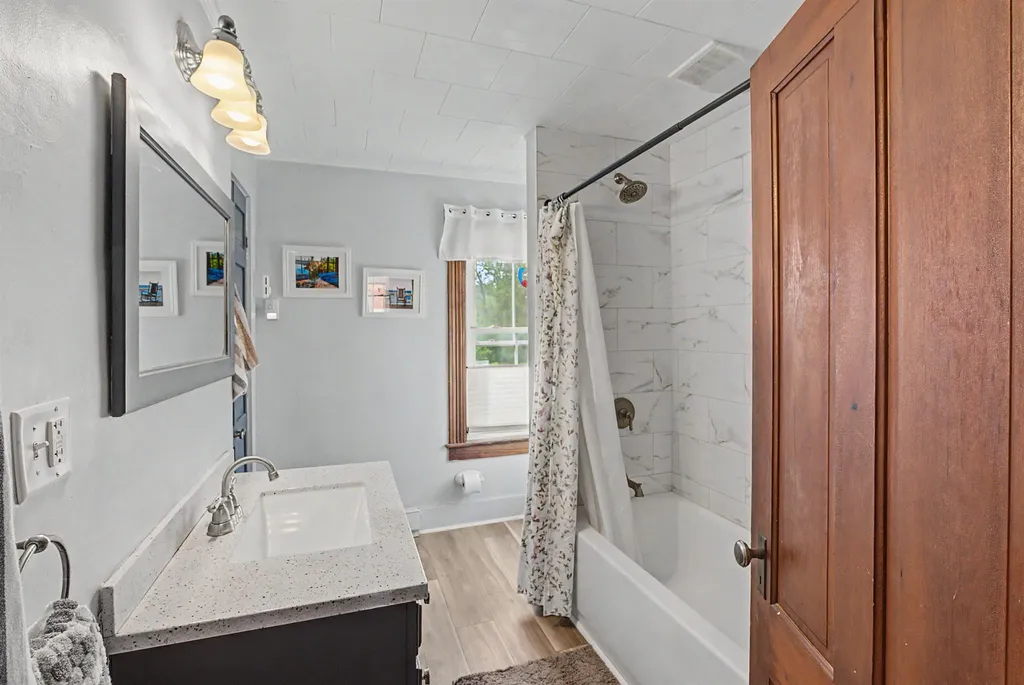 17 South Street Troy NH 03465