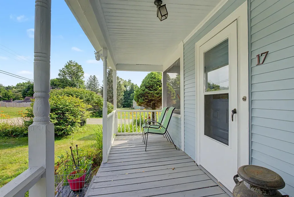 17 South Street Troy NH 03465