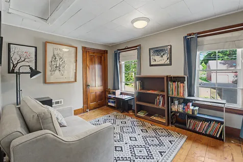 17 South Street Troy NH 03465