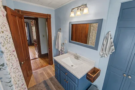 17 South Street Troy NH 03465