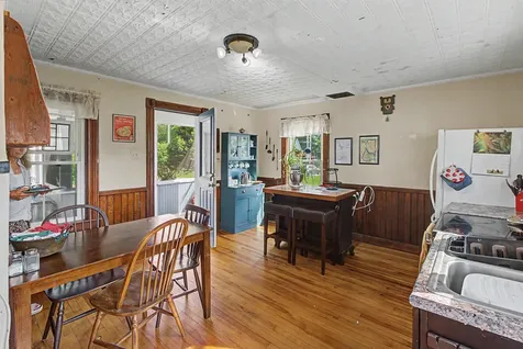 17 South Street Troy NH 03465
