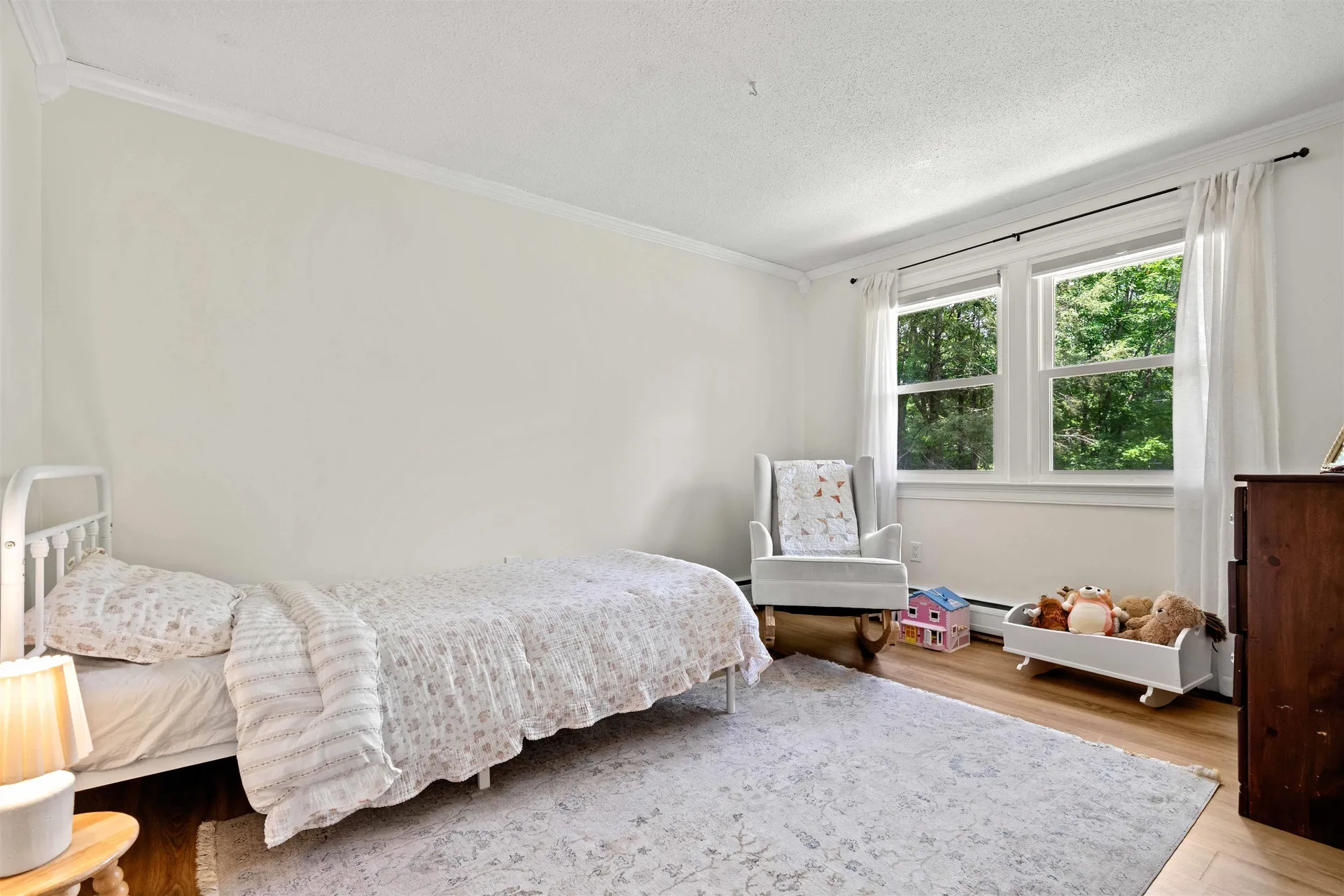 20 Hawkview Road Hudson NH 03051
