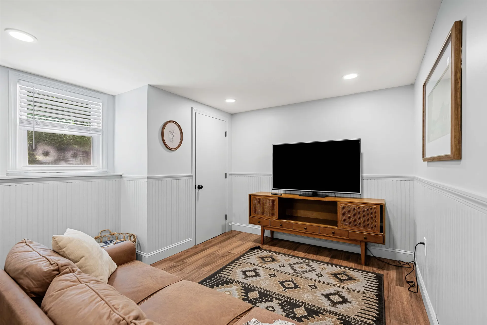 20 Hawkview Road Hudson NH 03051