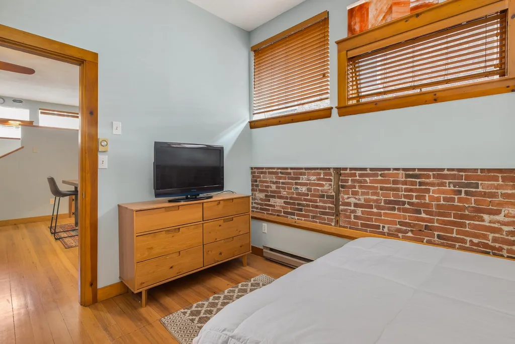 5 Commercial Alley Portsmouth NH 03801