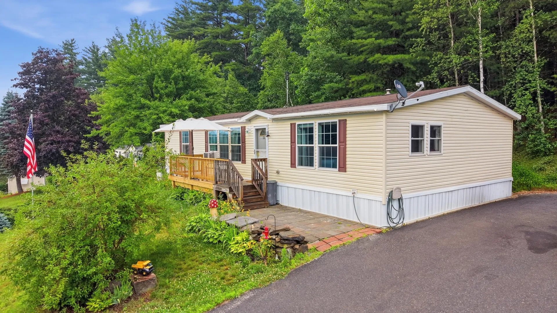 26 Melendy Road Milford NH 03055