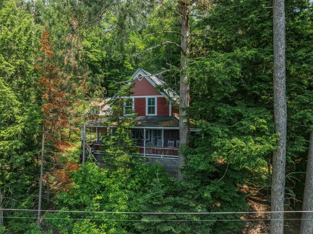 425 Patridge Lake Road Littleton NH 03561