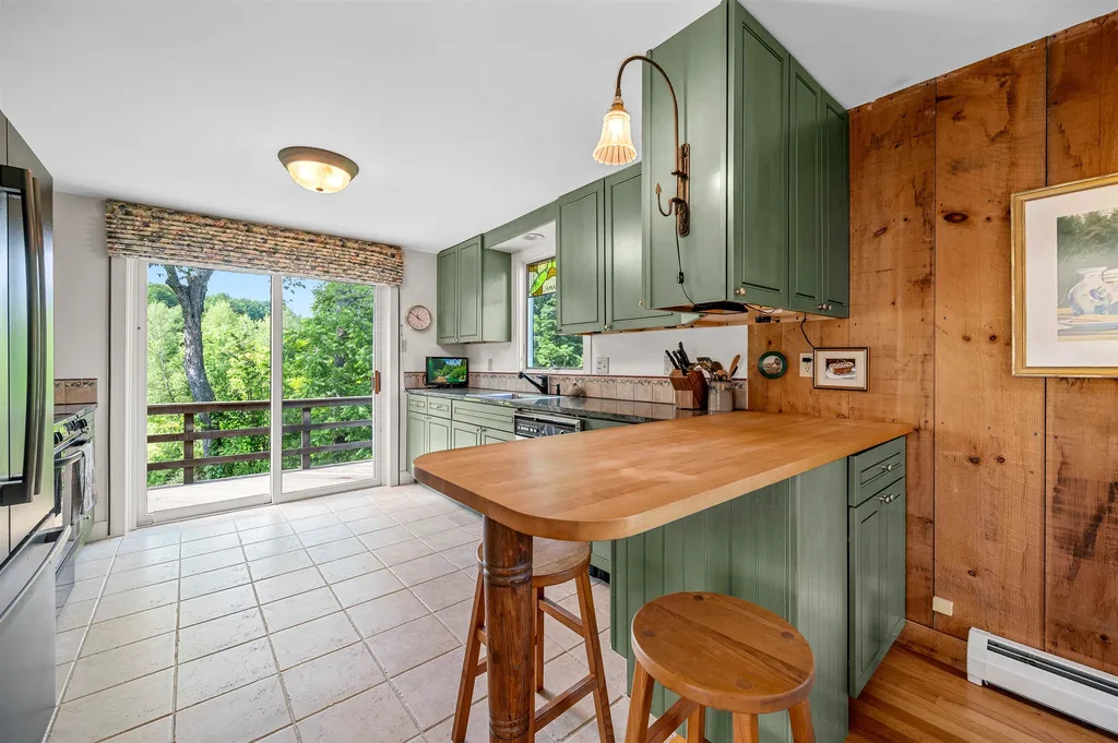 95 Thatcher Brook Road Waterbury VT 05677