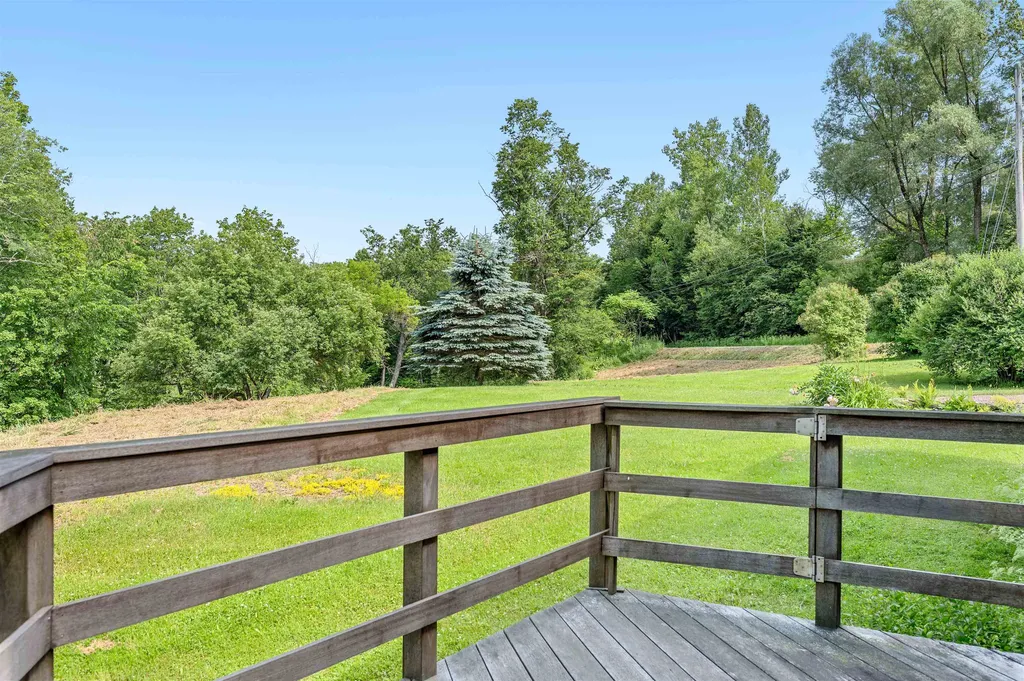 95 Thatcher Brook Road Waterbury VT 05677