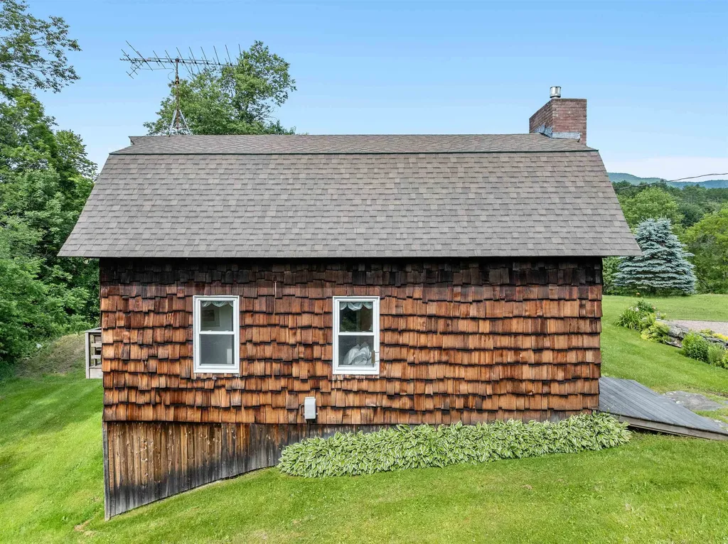 95 Thatcher Brook Road Waterbury VT 05677