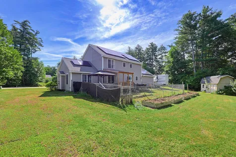 9 Stone Court Milford NH 03055