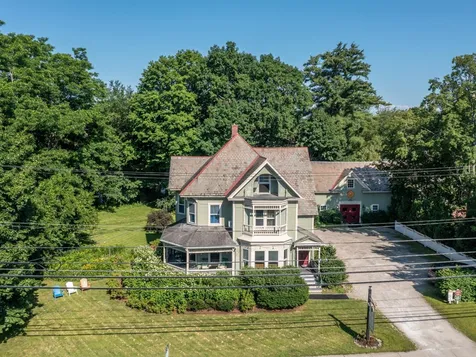5347 Shelburne Road Shelburne VT 05482
