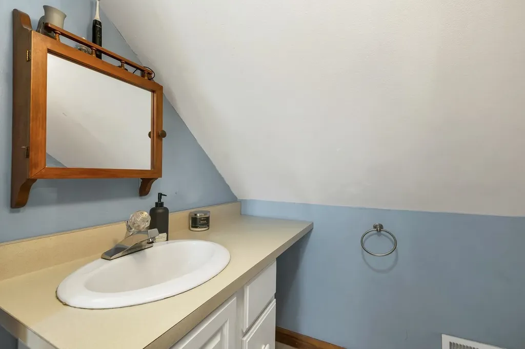 204 Evergreen Valley Road Milton NH 03851