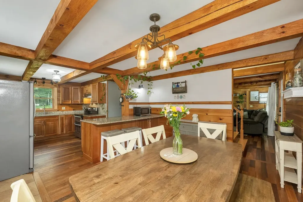204 Evergreen Valley Road Milton NH 03851