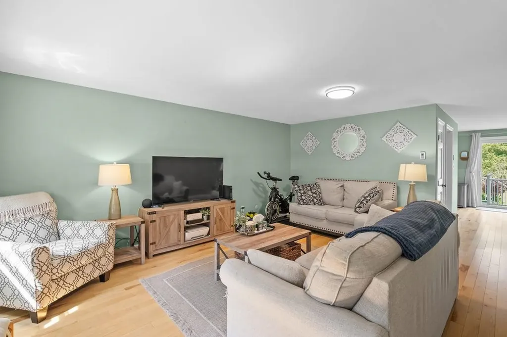 320 Portsmouth Avenue Greenland NH 03840