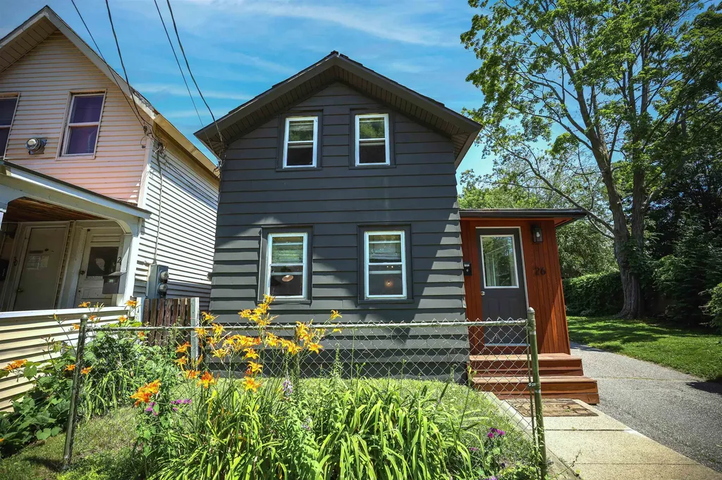 26 Rose Street Burlington VT 05401