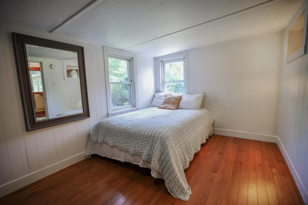 26 Rose Street Burlington VT 05401