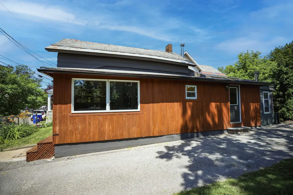 26 Rose Street Burlington VT 05401