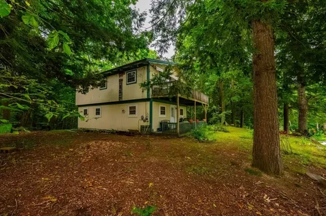 18 Dulko Circle Wakefield NH 03872