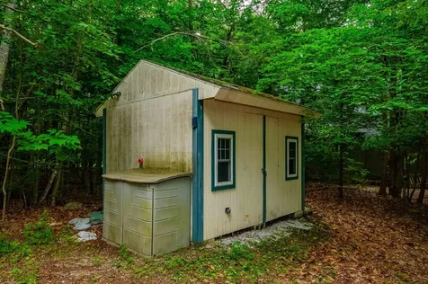 18 Dulko Circle Wakefield NH 03872