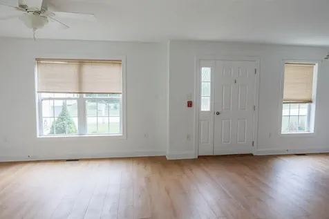 99 Sarasota Lane Laconia NH 03246