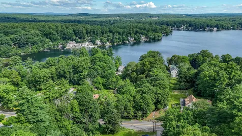 2 Marblehead Road Windham NH 03087