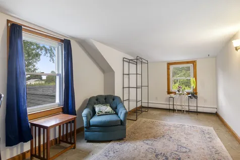 26 Midway Park Somersworth NH 03878-1005