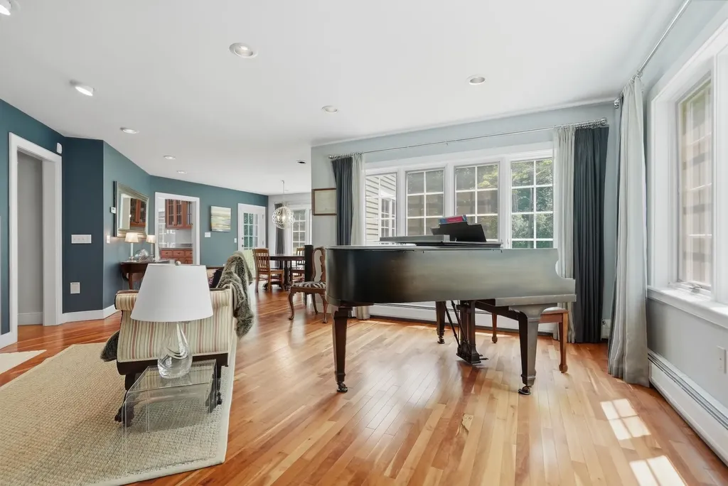 305 Westview Drive Shelburne VT 05482