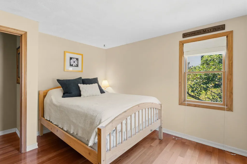 77 Tsienneto Road Derry NH 03038