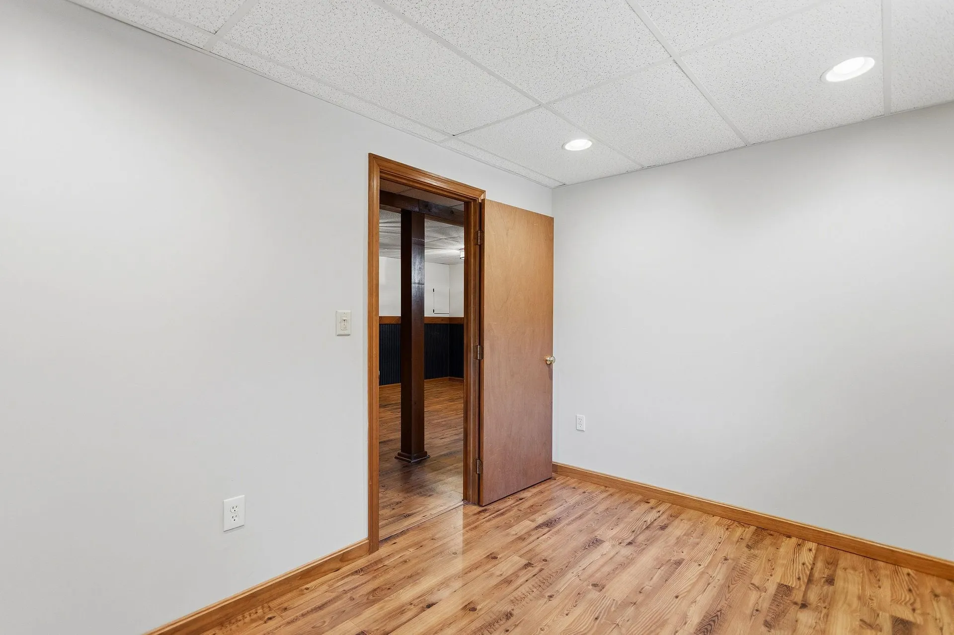 77 Tsienneto Road Derry NH 03038