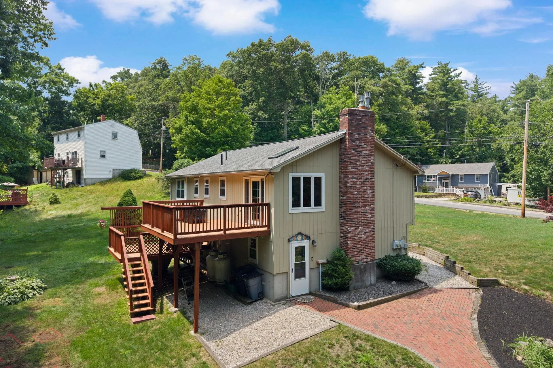 77 Tsienneto Road Derry NH 03038