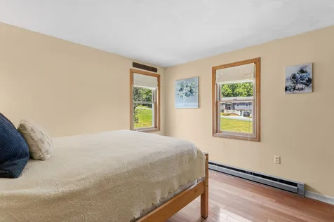 77 Tsienneto Road Derry NH 03038