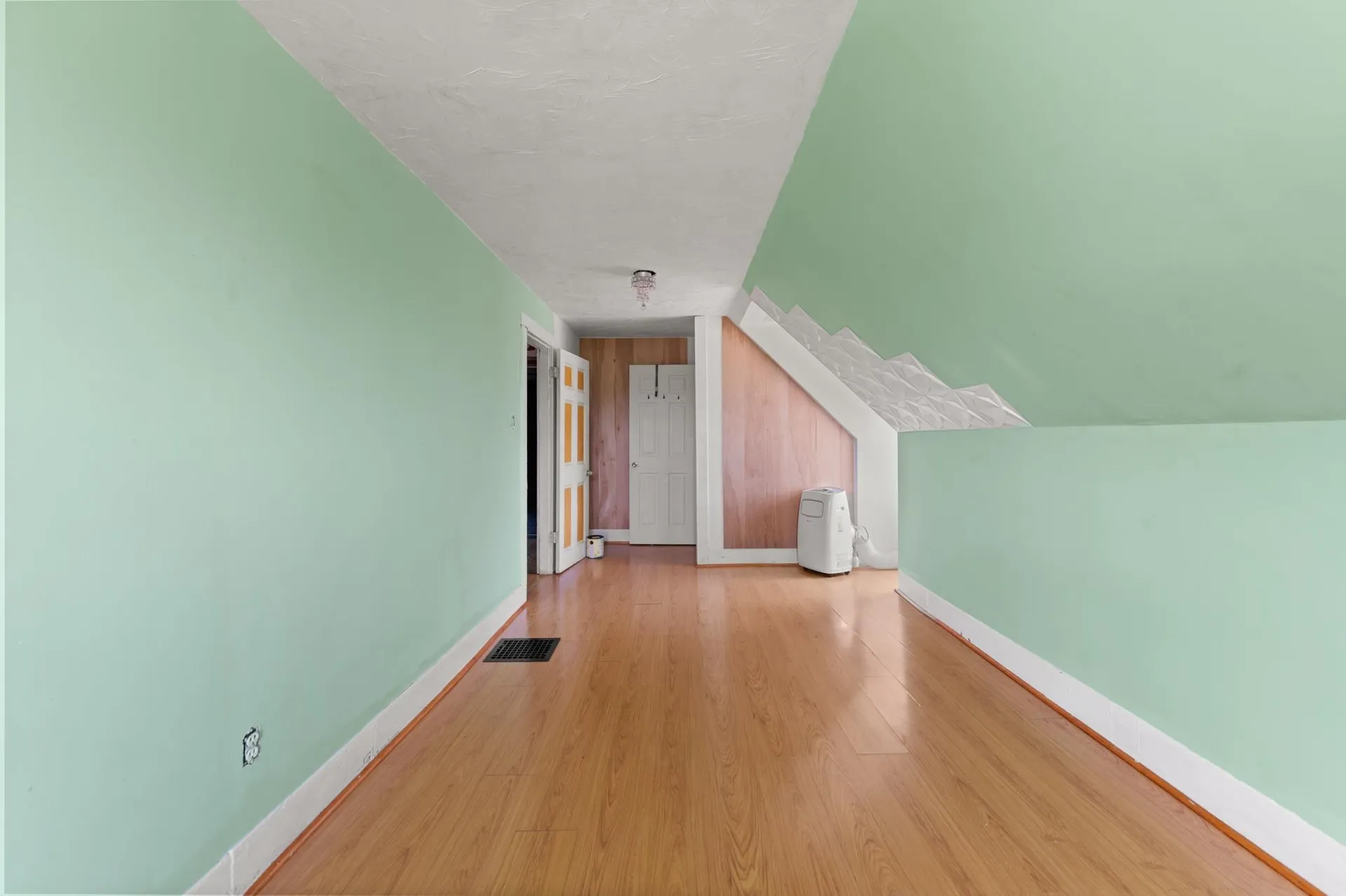 8 Oak Hill Street Haverhill NH 03785