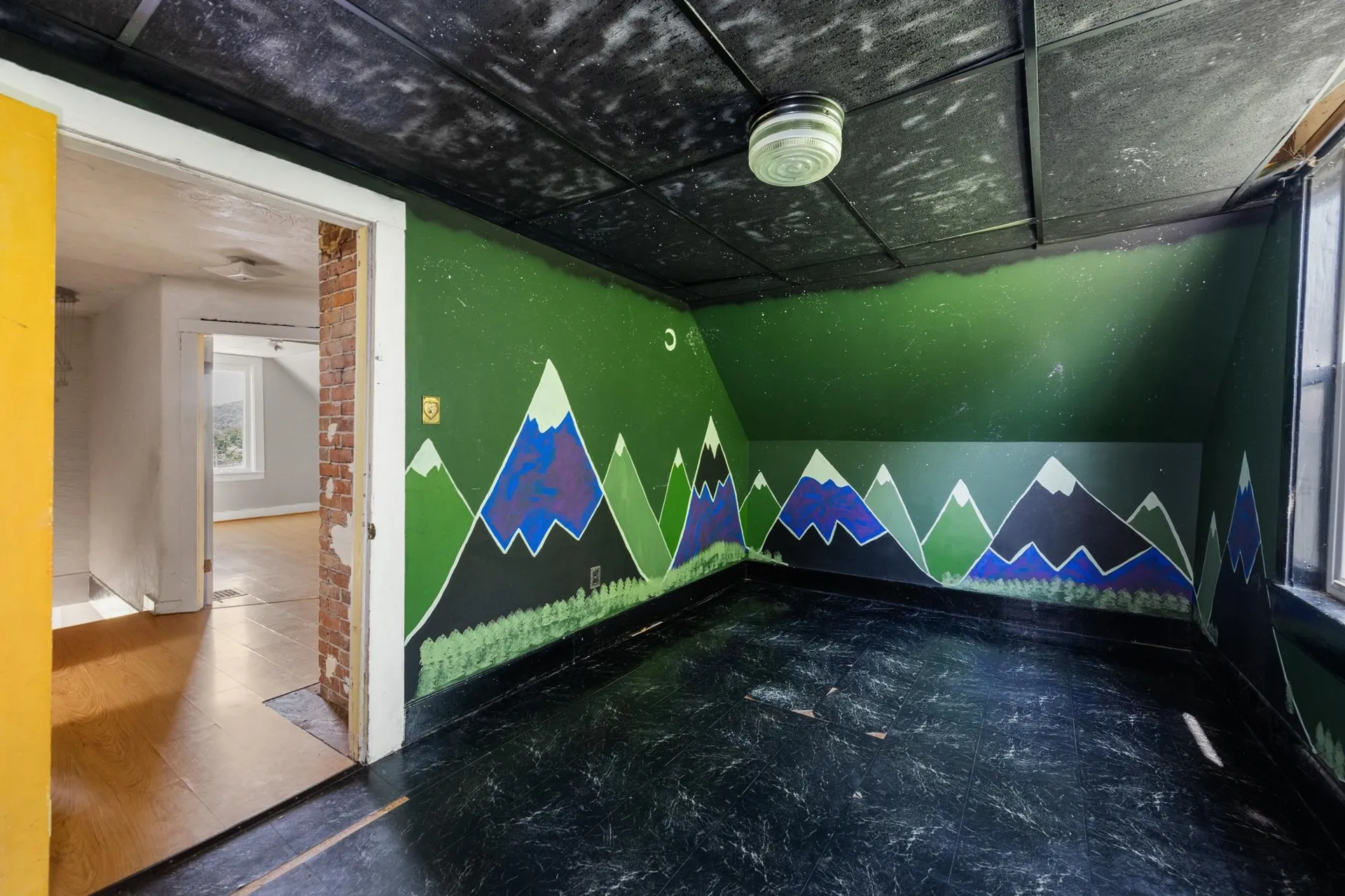 8 Oak Hill Street Haverhill NH 03785