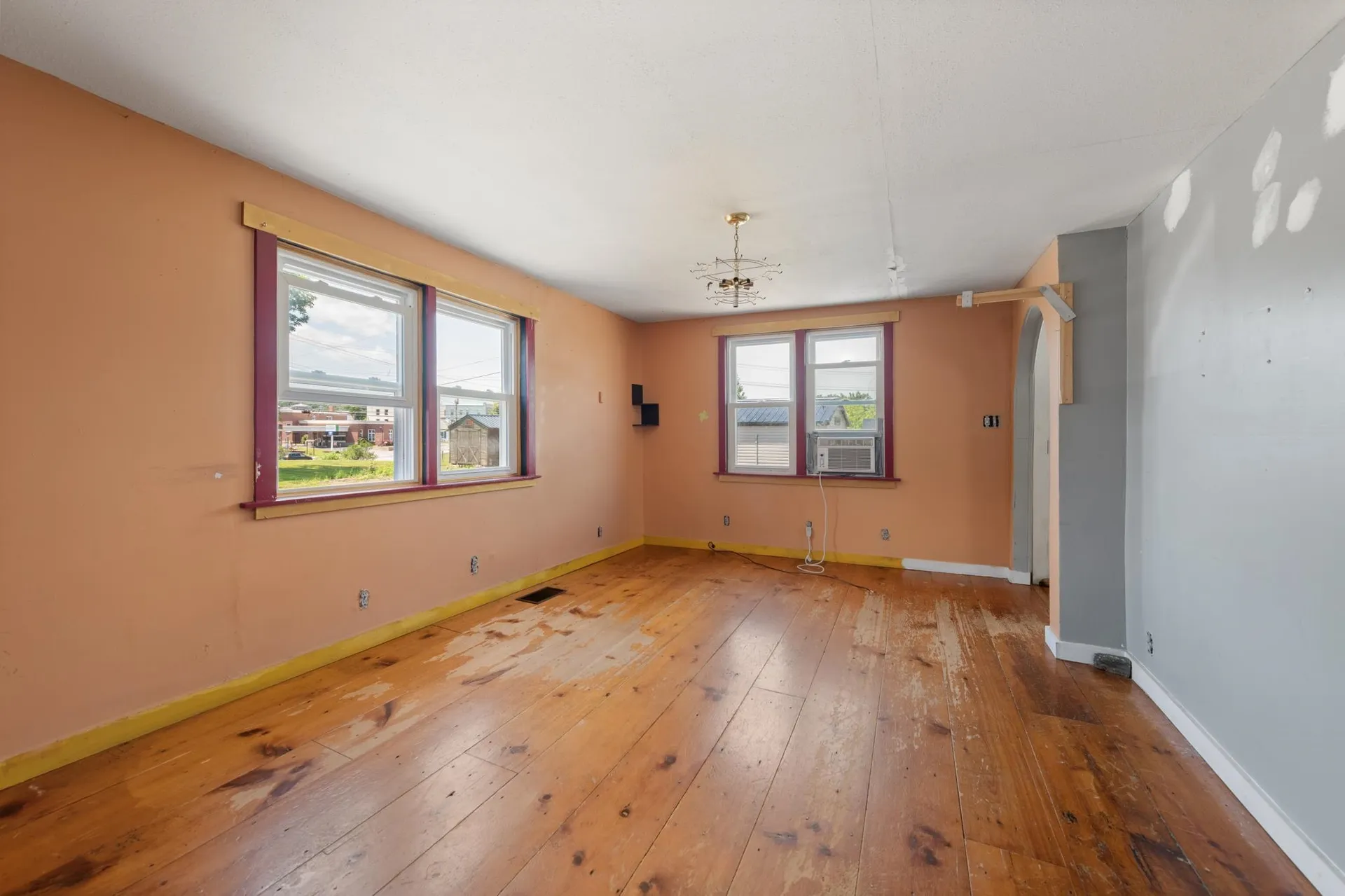 8 Oak Hill Street Haverhill NH 03785