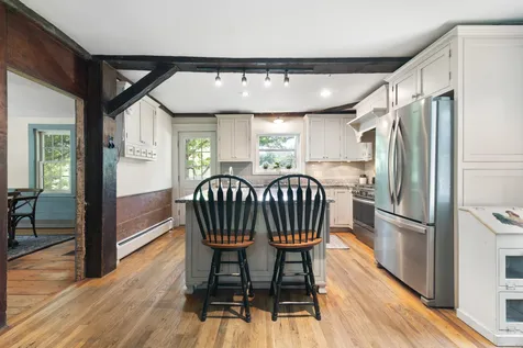 85 Brown's Road Newfane VT 05345