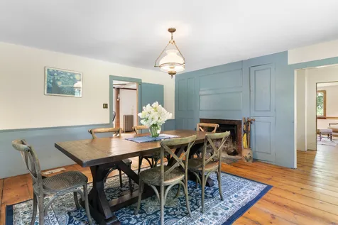85 Brown's Road Newfane VT 05345