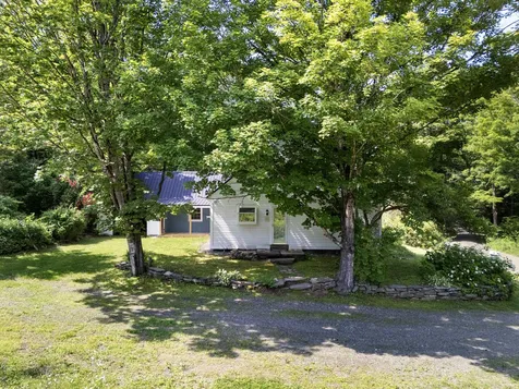 85 Brown's Road Newfane VT 05345