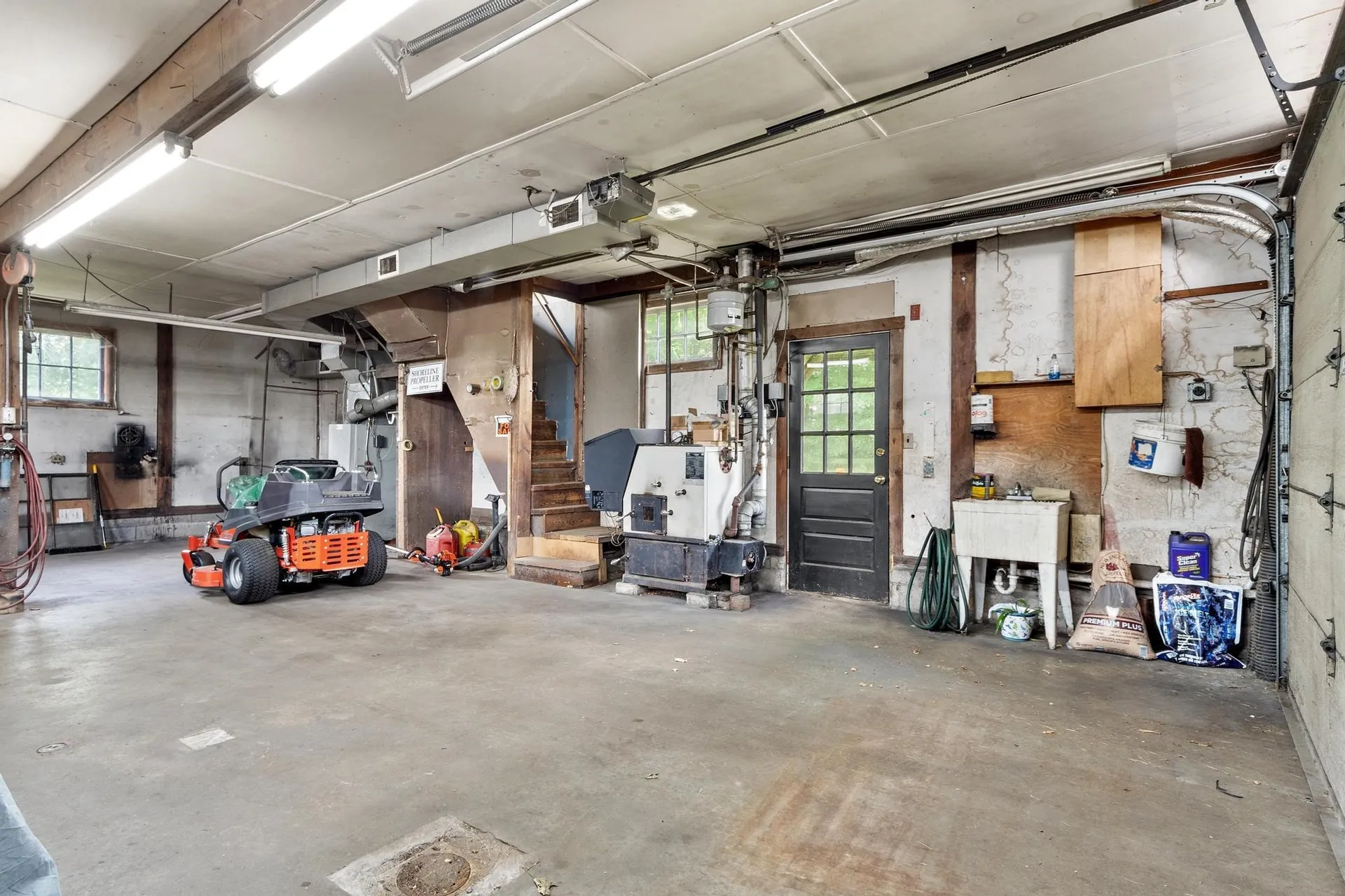 88 Post Road North Hampton NH 03862