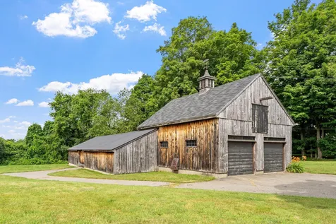 88 Post Road North Hampton NH 03862