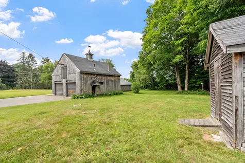88 Post Road North Hampton NH 03862