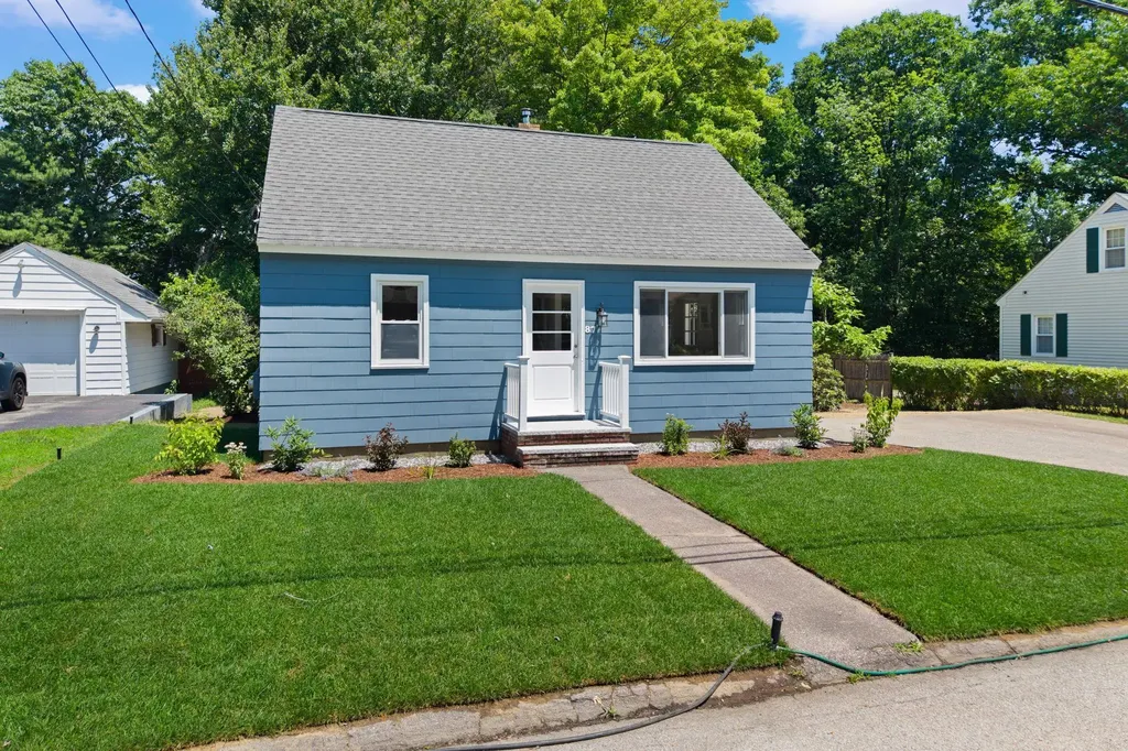 87 Saint Marie Street Manchester NH 03102