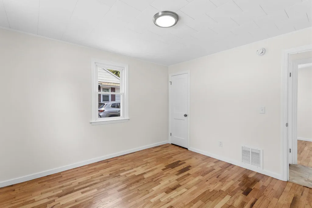 87 Saint Marie Street Manchester NH 03102