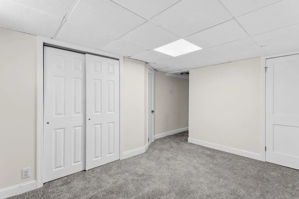 87 Saint Marie Street Manchester NH 03102
