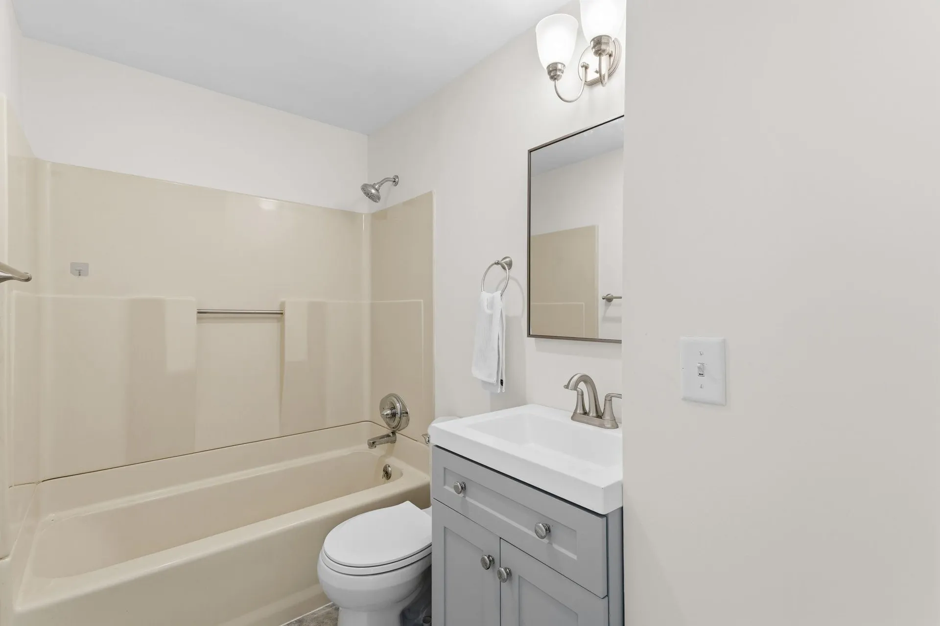 87 Saint Marie Street Manchester NH 03102