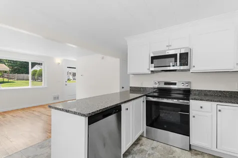 87 Saint Marie Street Manchester NH 03102