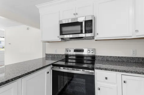 87 Saint Marie Street Manchester NH 03102