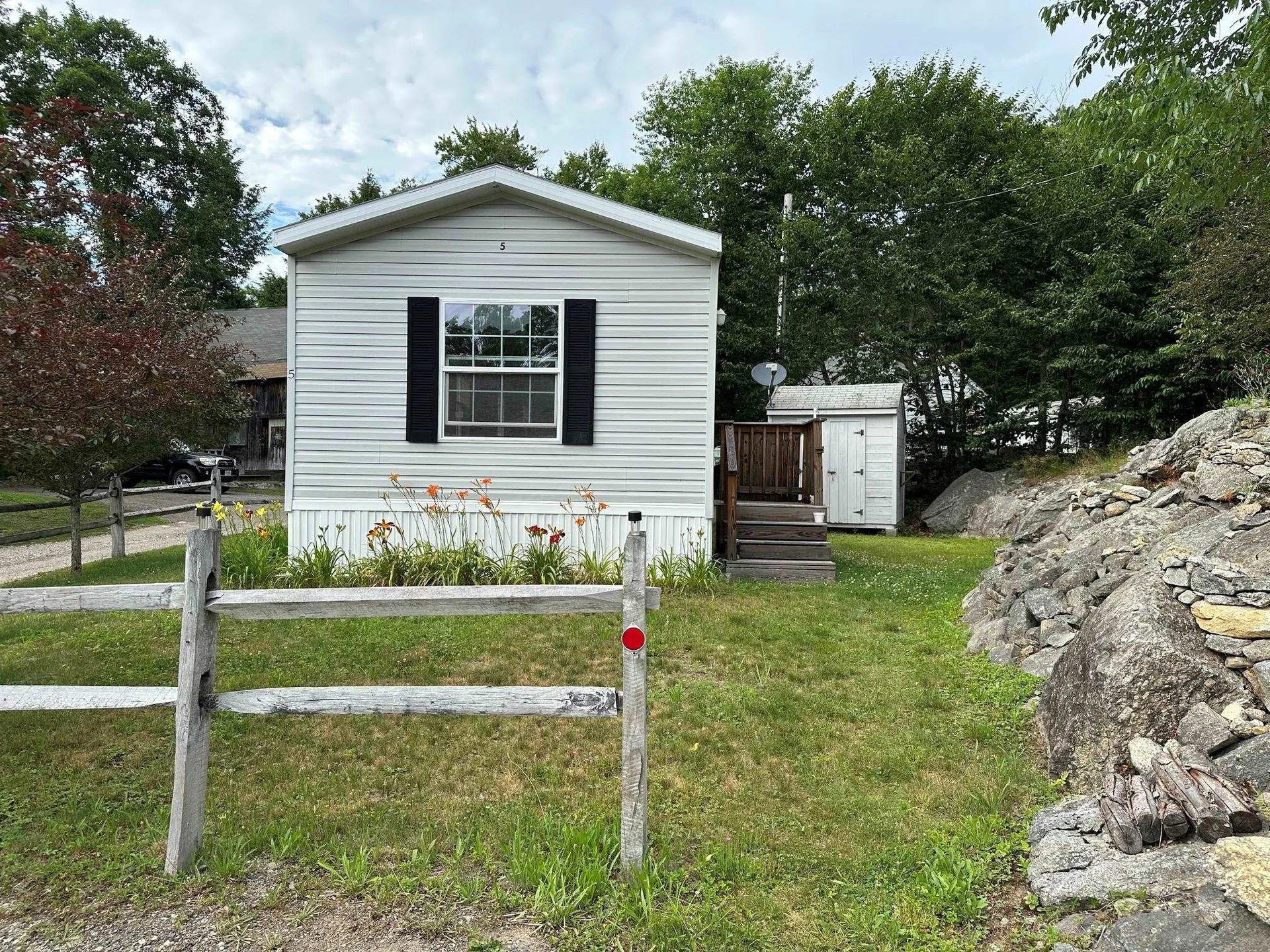5 Mark Street Jaffrey NH 03452