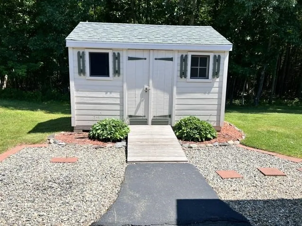 34 Constitution Way Dover NH 03820